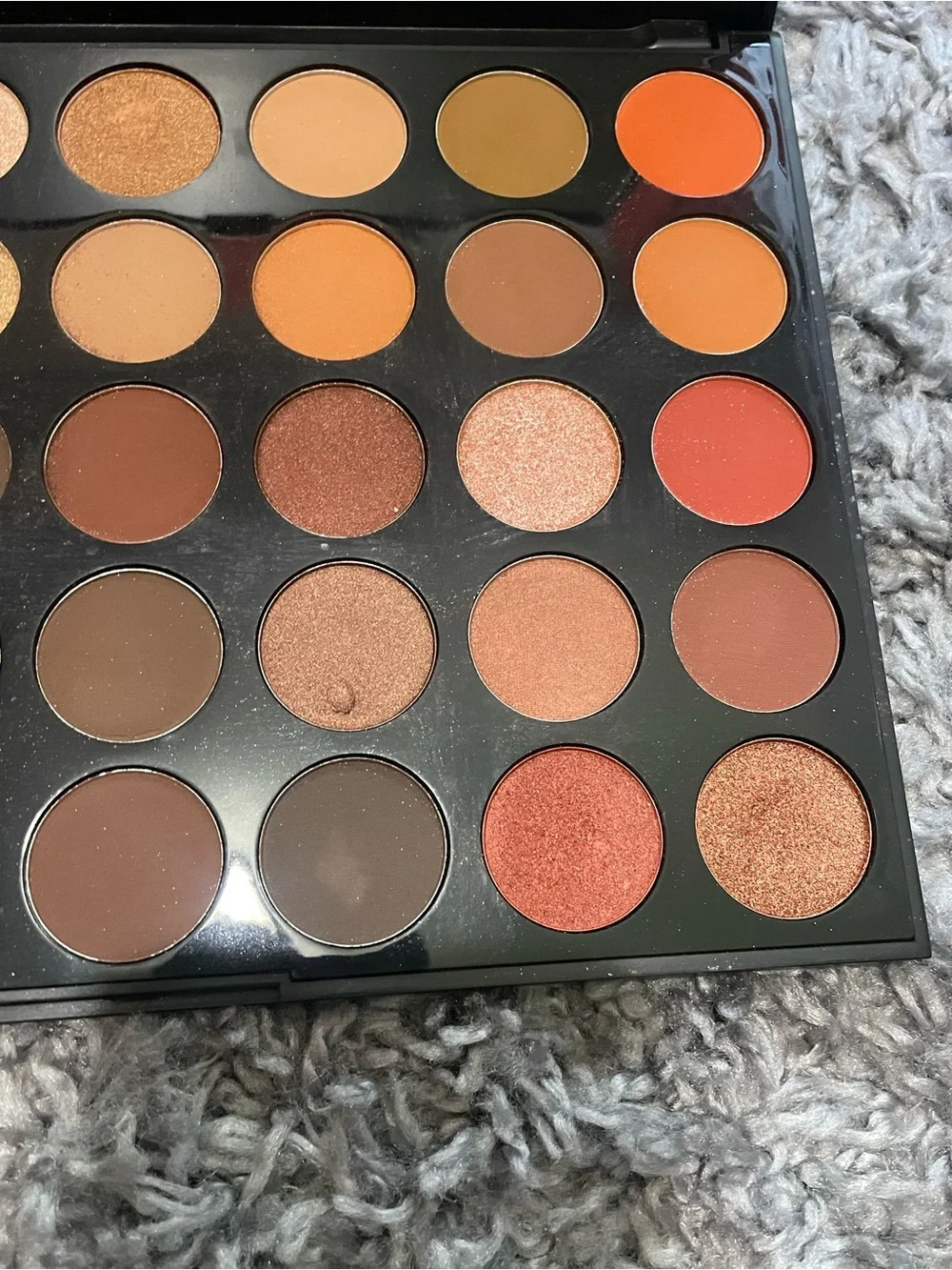 Morphe 35OS. 35  Shimmer Nature Glow Eyeshadow Palette 100% authentic makeup